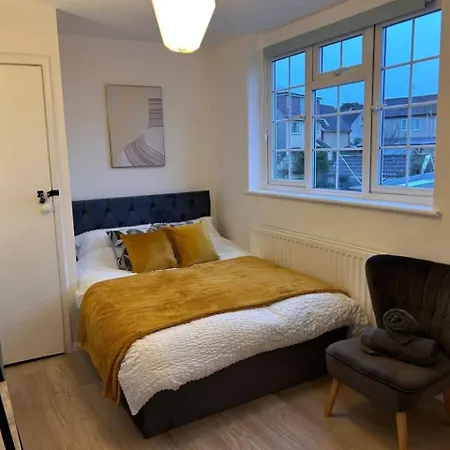 Holiday home Louise Avenue - Contractors Long By Shortstayuk Bristol