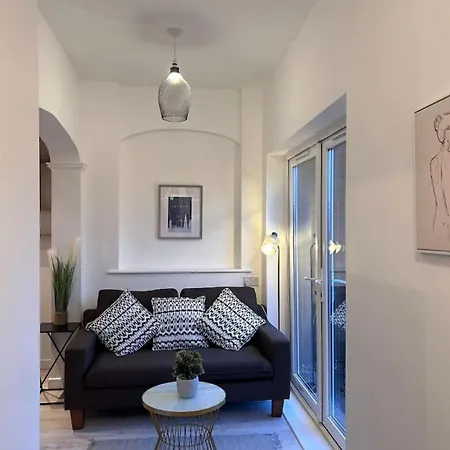 Holiday home Louise Avenue - Contractors Long By Shortstayuk Bristol